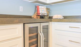 170 Fallen Oak Dr, Brandon, MS 39047