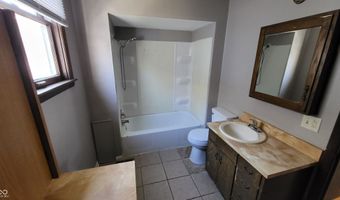 330 W 6th St, Anderson, IN 46016