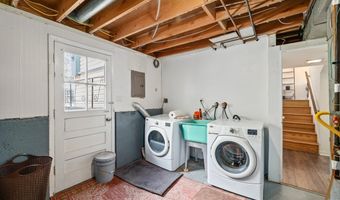 6535 EVERGREEN St, Cheyenne, WY 82009