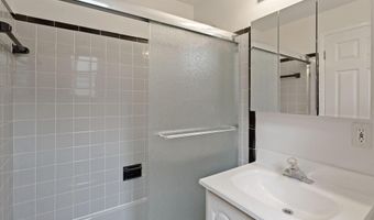 7106 JAYHAWK St, Annandale, VA 22003
