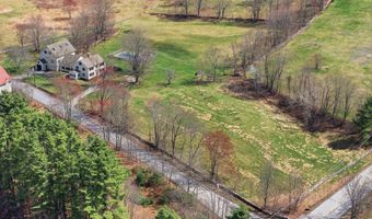 5 Old Manchester Rd, Amherst, NH 03031
