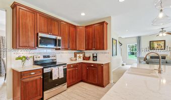 47 Kendall Dr, Bluffton, SC 29910