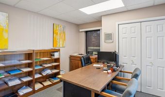 2721 SW 30th St, Des Moines, IA 50321