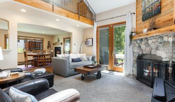425 Deer Blvd B, Avon, CO 81620
