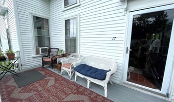 17 James St, Bangor, ME 04401