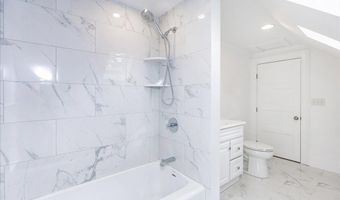 247 Hale St 2, Beverly, MA 01915