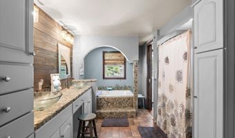 8010 Lakeside Dr, Appling, GA 30802