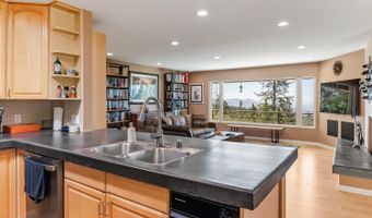 460 Bella Vista Dr, Angwin, CA 94508