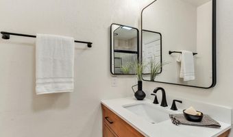 240 W Lincoln Ave 36, Escondido, CA 92026