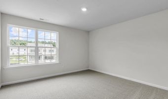 1051 QUEENSLAND Ln, Ayden, NC 28513