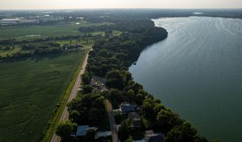 1701 Oakwood Ter, Albert Lea, MN 56007