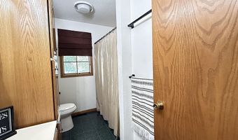237 E Dahlstrom Ave, Appleton, MN 56208
