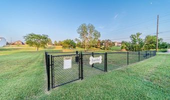 900 NE Heights Ln, Bentonville, AR 72712