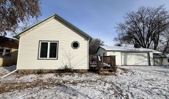 317 S 10th St, Aberdeen, SD 57401