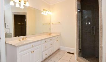 218 Thornhill Dr, Athens, GA 30607