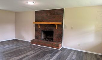134 Lynwood Dr, Bainbridge, GA 39819