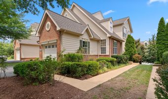 19608 EDGEMONT Sq, Ashburn, VA 20147