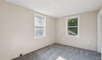 16 Murray St, Augusta, ME 04330