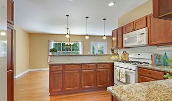 40431 N Fairview St, Antioch, IL 60002