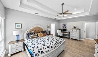 156 Crescent Rdg, Adkins, TX 78101