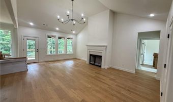 23 Langholm Ln, Bella Vista, AR 72715