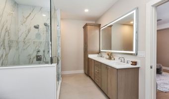 14 Overlook Cir, Auburn, NH 03032