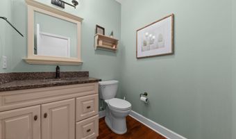 105 Bree Ct, Aberdeen, NC 28315