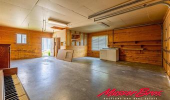 2122 Peake Ave, Cody, WY 82414