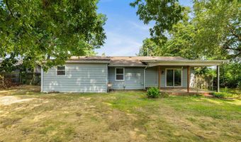 701 Shawnee Dr, Angola, IN 46703