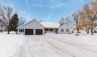 1502 Armstrong Cir NW, Alexandria, MN 56308