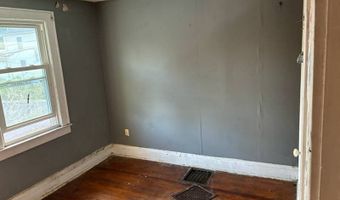 3003 Moore St, Ashland, KY 41101