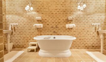 7750 Silverthorn Dr SE, Ada, MI 49301