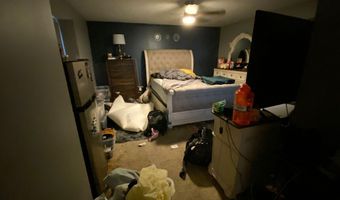 902 St Andrews Dr, Avon, IN 46123