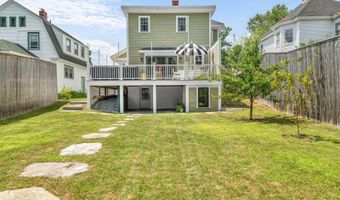 143 Maple St, Bangor, ME 04401