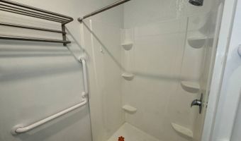 1007 5th St, Britton, SD 57430
