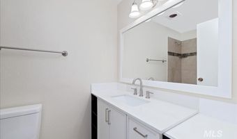 9994 Sussex, Boise, ID 83704