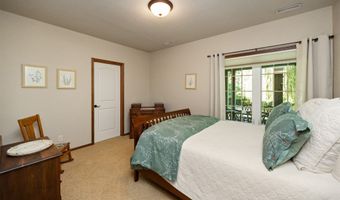4108 NE Hillcrest Ct, Ankeny, IA 50021