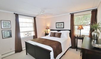 207 Sixth St, Bangor, ME 04401