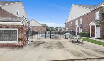 4625 Burbank Dr #301, Baton Rouge, LA 70820