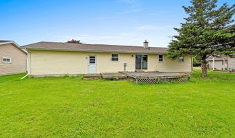 1517 NAVARINO St, Algoma, WI 54201