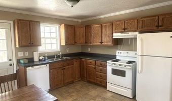 362 Oak St, Big Sandy, TN 38221
