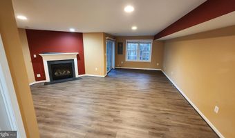 25146 HARPENDEN Ter, Aldie, VA 20105