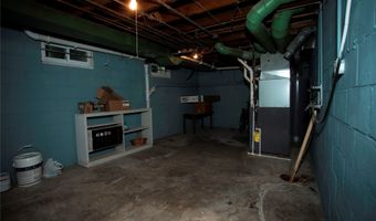 4020 Douglas Ave, Des Moines, IA 50310