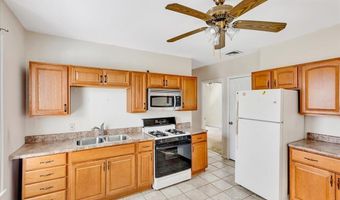 160 Market St 1, Amsterdam, NY 12010
