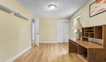 1715 Musso View Ave, Cheshire, CT 06410