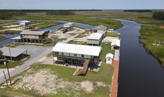 9019 St. Teresa Dr, Bay St. Louis, MS 39520