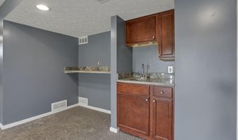 9310 Prestwick Green Dr, Columbus, OH 43240