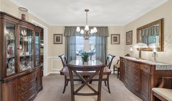 56 LaBelle Ter, Amherst, NY 14228