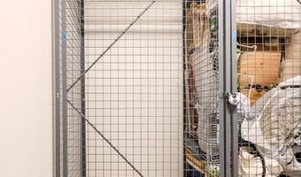 1021 N GARFIELD St 318, Arlington, VA 22201