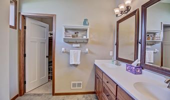 13513 Crooked Lake Blvd NW, Andover, MN 55304